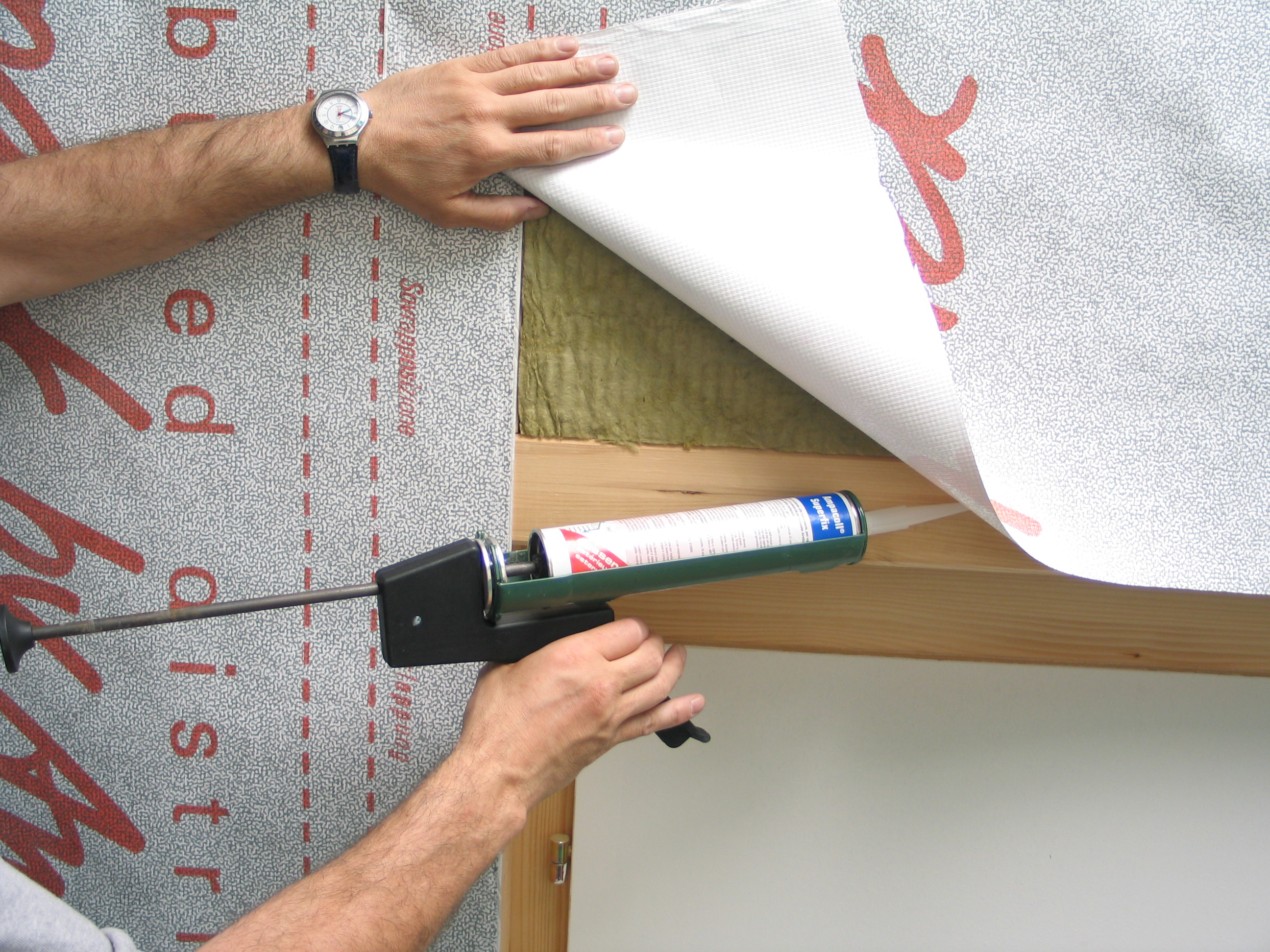 Foto dell’applicazione: Ampacoll Superfix cartuccia, colla liquida