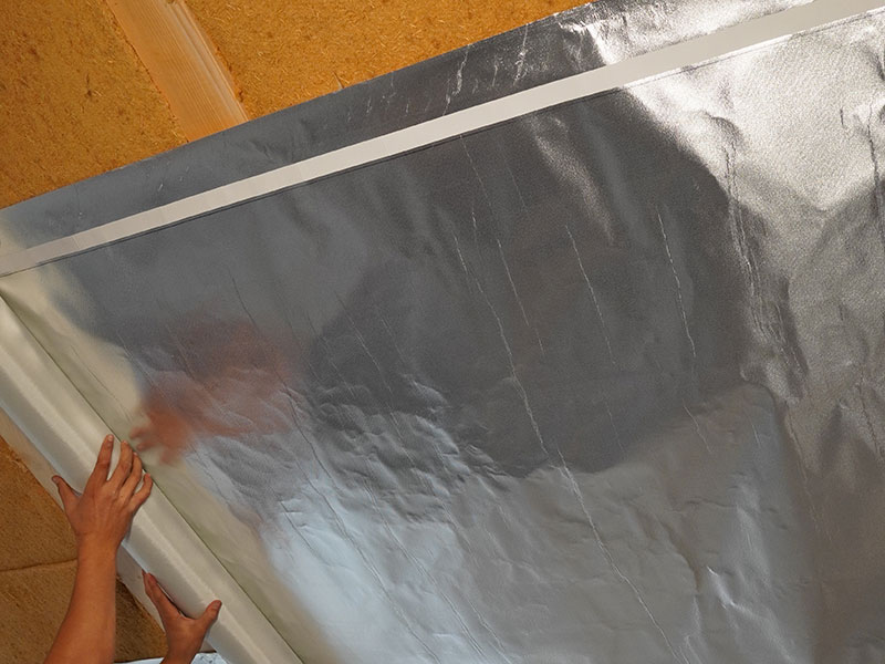 Foto dell’applicazione: Ampatex A primo plus, freno vapore e barriera elettrosmog riflettente non infiammabile